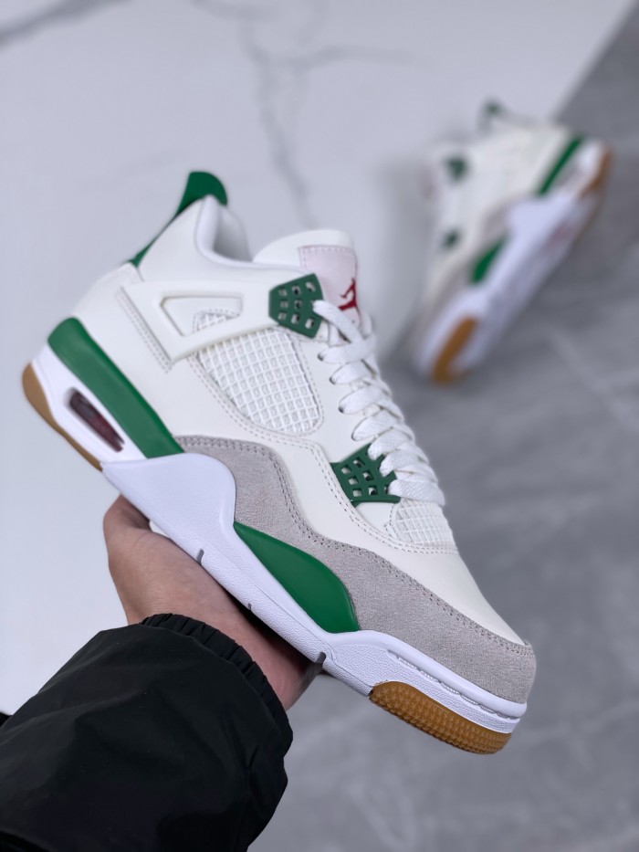 Jordan 4 Retro SB Pine Green