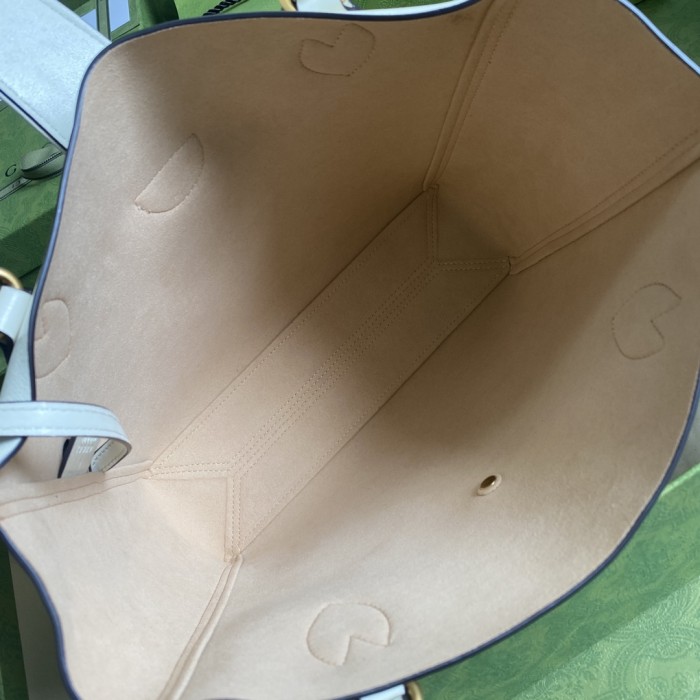  Handbag  Gucci  652680  size   28*26*8.5  cm