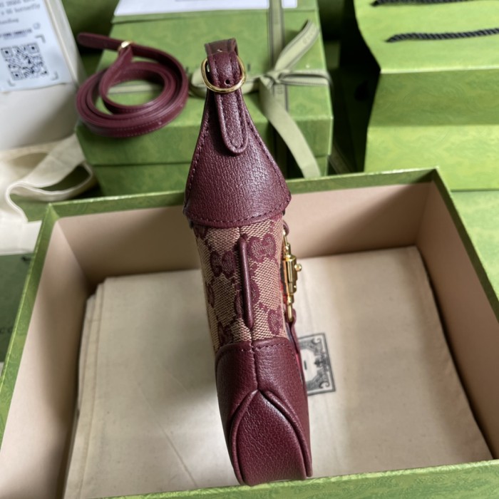 Handbag    Gucci  637092  size  19*13*3  cm