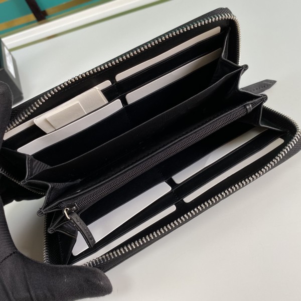  Handbag   Gucci   451273  size  19*10.5*2.5   cm