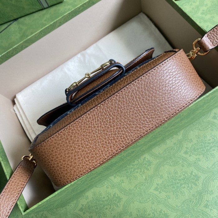 Handbag    Gucci   658574  size  20.5x14x5 cm