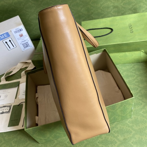  Handbag   Gucci  649577  size  35*32*11  cm 