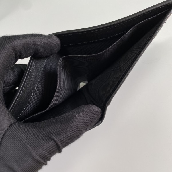  Handbag   Gucci    451268   size   11*9*1.5  cm