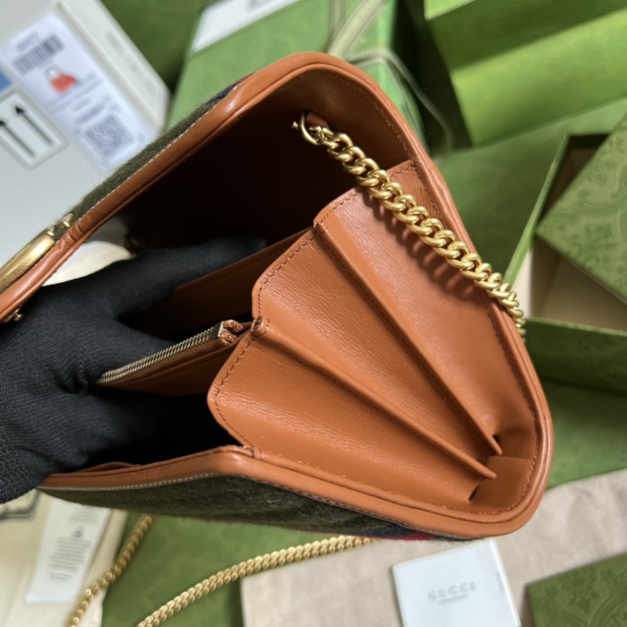  Handbag   Gucci  474575   size   20*13*6  cm  