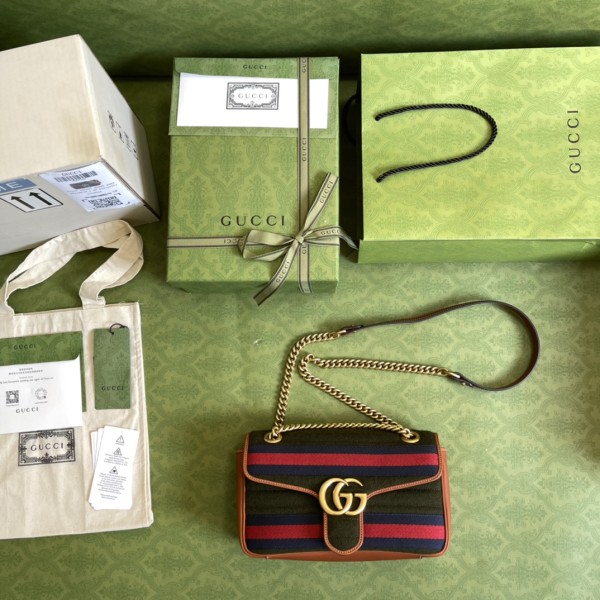  Handbag   Gucci  443497  size  26*15*7  cm