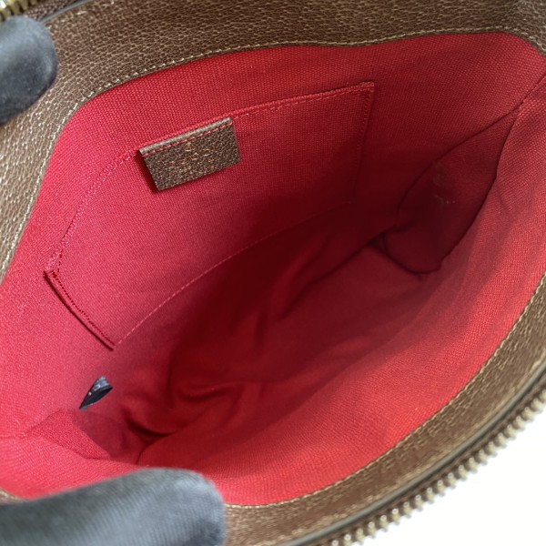  Handbag   Gucci   645054  size  21*23*4   cm