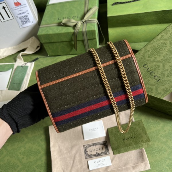  Handbag   Gucci  474575   size   20*13*6  cm  