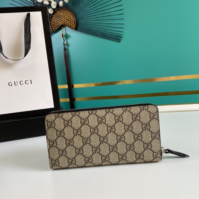  Handbag   Gucci  451273  size  19*10.5*2.5  cm