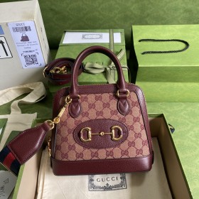  Handbag   Gucci  677212  size   20*19.5*7.5   cm
