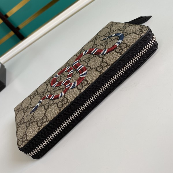  Handbag   Gucci    451273   size  19*10.5*2.5   cm