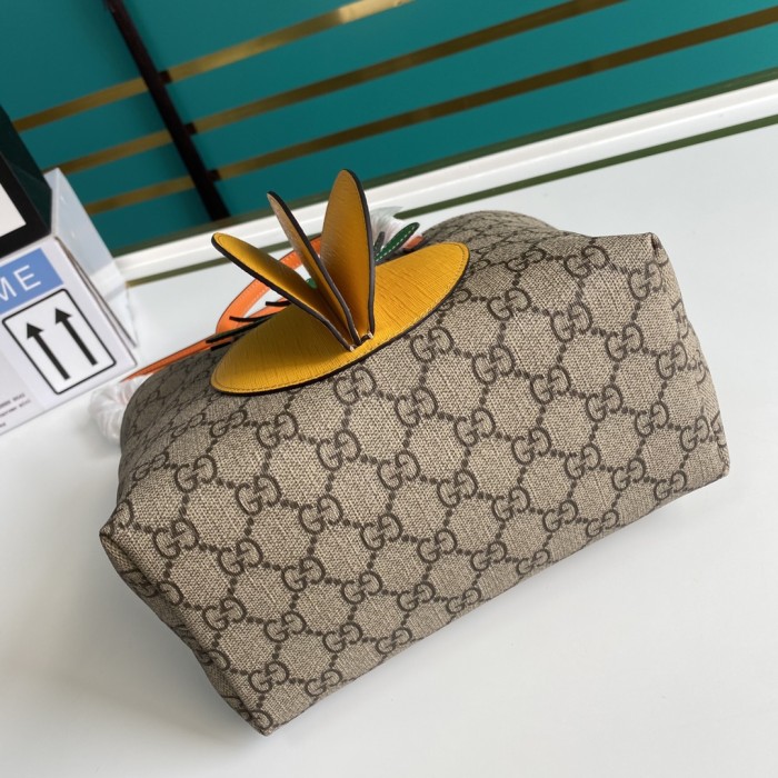  Handbag   Gucci   585933  size  21*20*10  cm