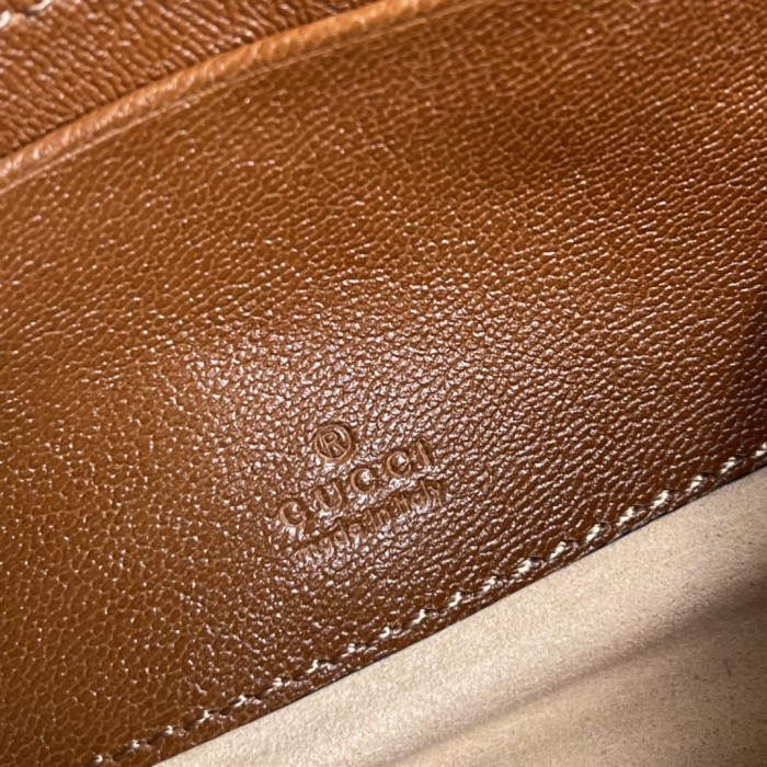  Handbag   Gucci  652683  size  18*10*5  cm