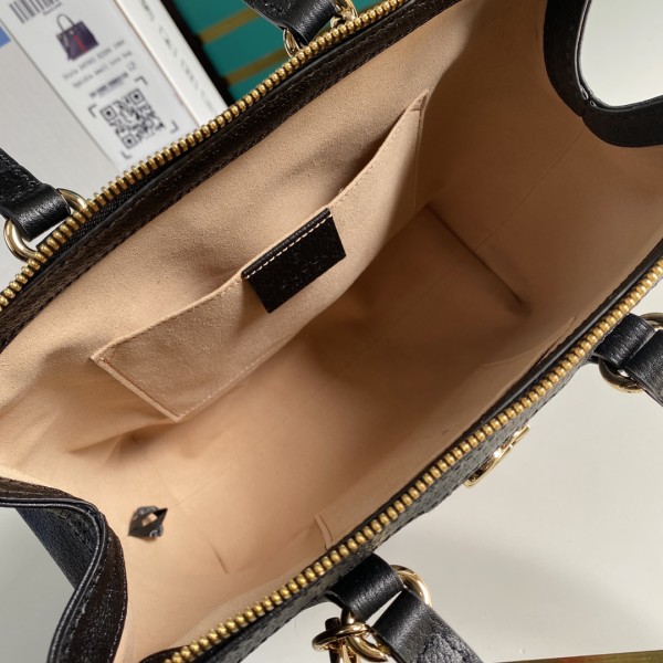 Handbag    Gucci    547551  size  24*20*10   cm