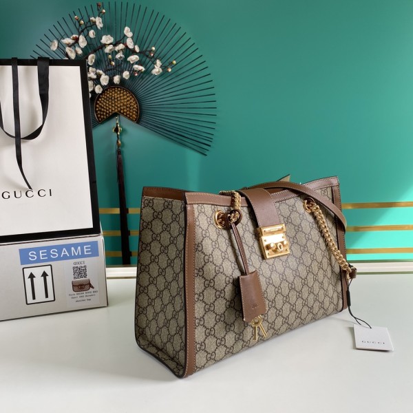  Handbag   Gucci   479197  size   35*23.5*14  cm