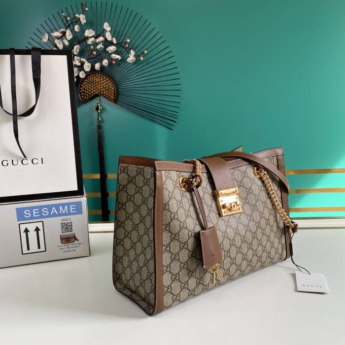  Handbag   Gucci   479197  size   35*23.5*14  cm