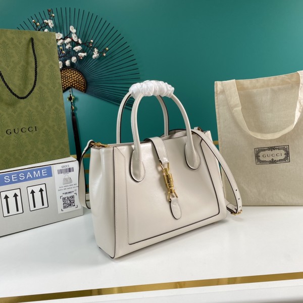  Handbag    Gucci  649016   size  30*24*12  cm