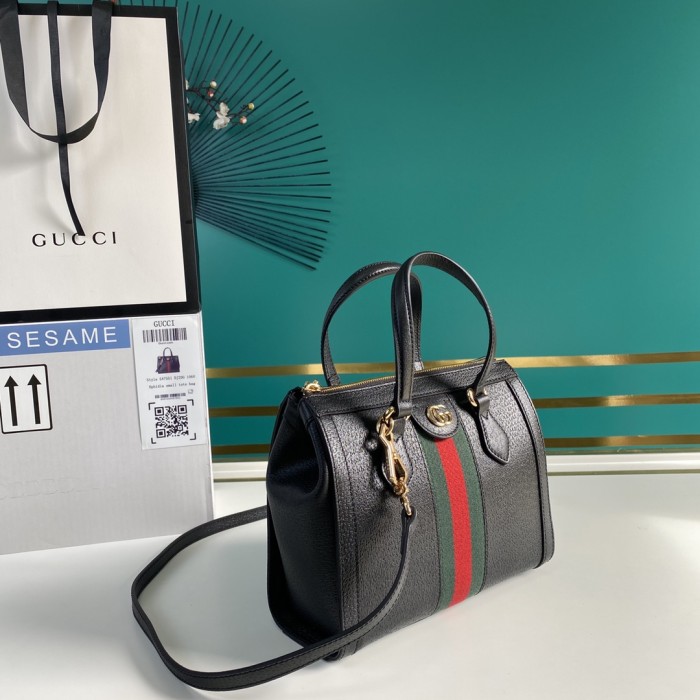 Handbag    Gucci    547551  size  24*20*10   cm