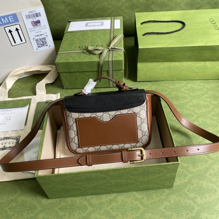  Handbag   Gucci  658487  size  21*14*5  cm