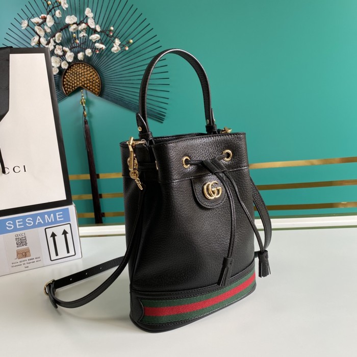  Handbag    Gucci  610846   size  20.5*26*11  cm