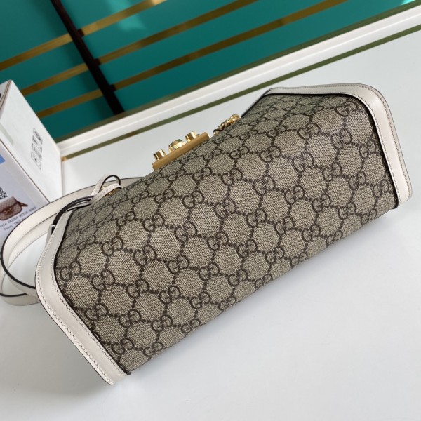 Handbag    Gucci   498156   size  26*18*10   cm