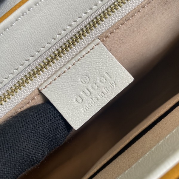  Handbag   Gucci  644527  size  27.5*18*6  cm