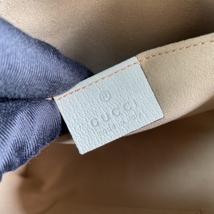  Handbag    Gucci    547551   size  24*20*10  cm