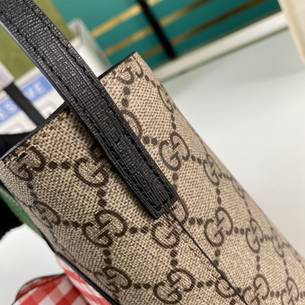  Handbag   Gucci  653954  size  16.5*19*11   cm