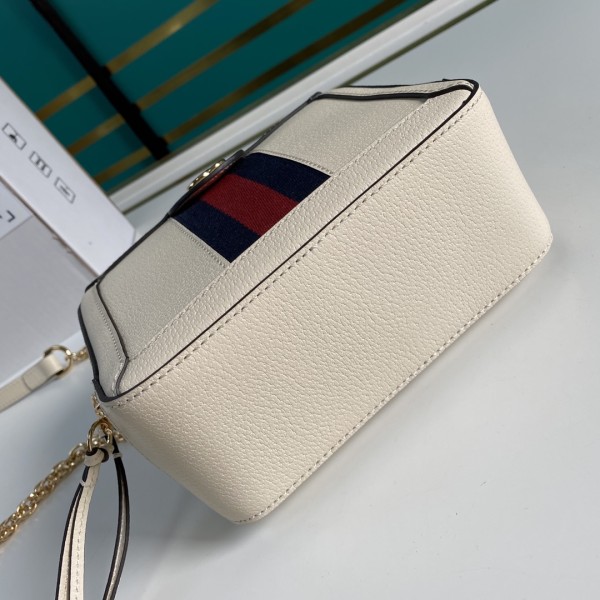  Handbag    Gucci    602576  size  18.5*15*7.5   cm