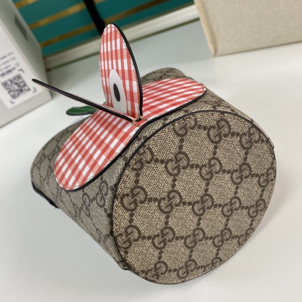  Handbag   Gucci  653954  size  16.5*19*11   cm