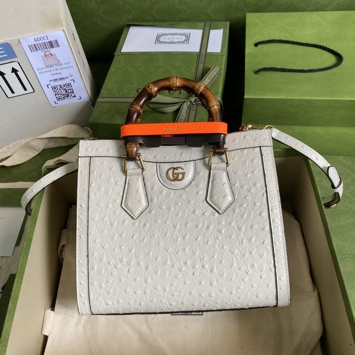  Handbag   Gucci  660195  size  27*24*11  cm