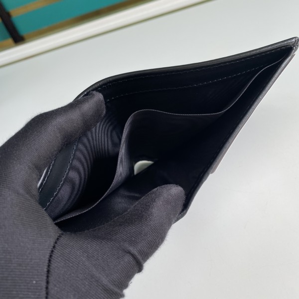  Handbag  Gucci 138042 size11*9*1.5 cm