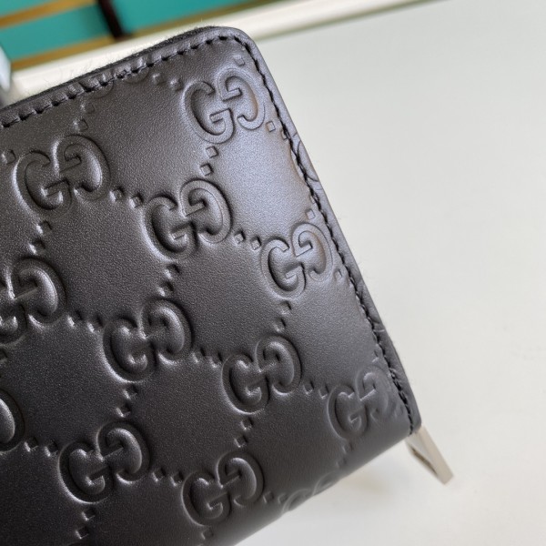  Handbag  Gucci 473928 size 19*10*2.5 cm