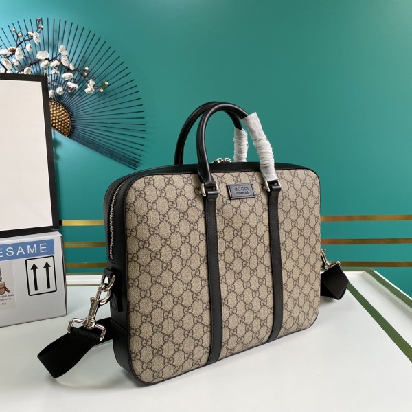  Handbag   Gucci   450944    size  38*29*4  cm