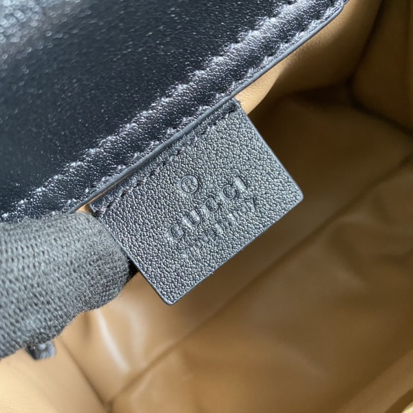  Handbag  Gucci 655661 size 20*16*10 cm