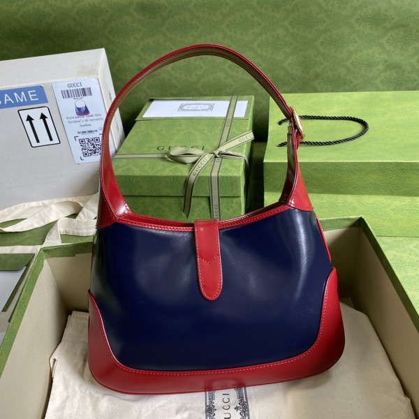  Handbag   Gucci  636706   size  28*19*4.5  cm