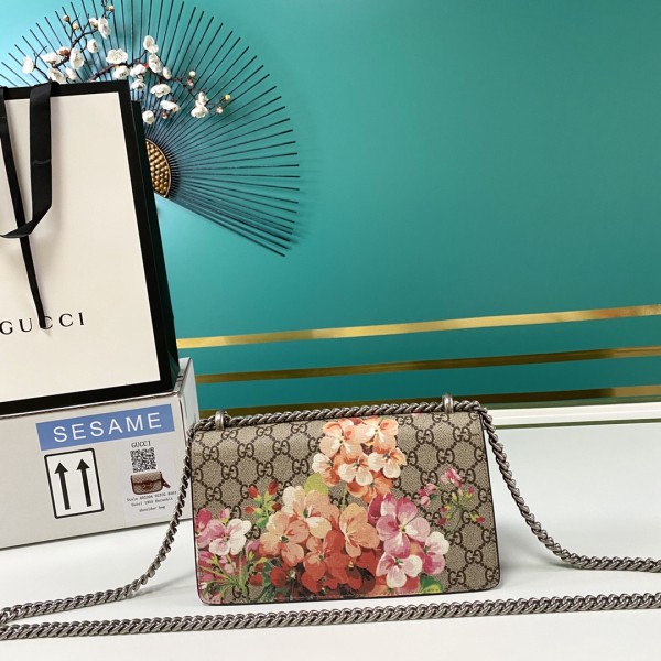  Handbag  Gucci 499623 size 25*13.5*7  cm