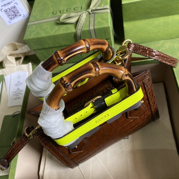  Handbag  Gucci 655661 size 20*16*10 cm