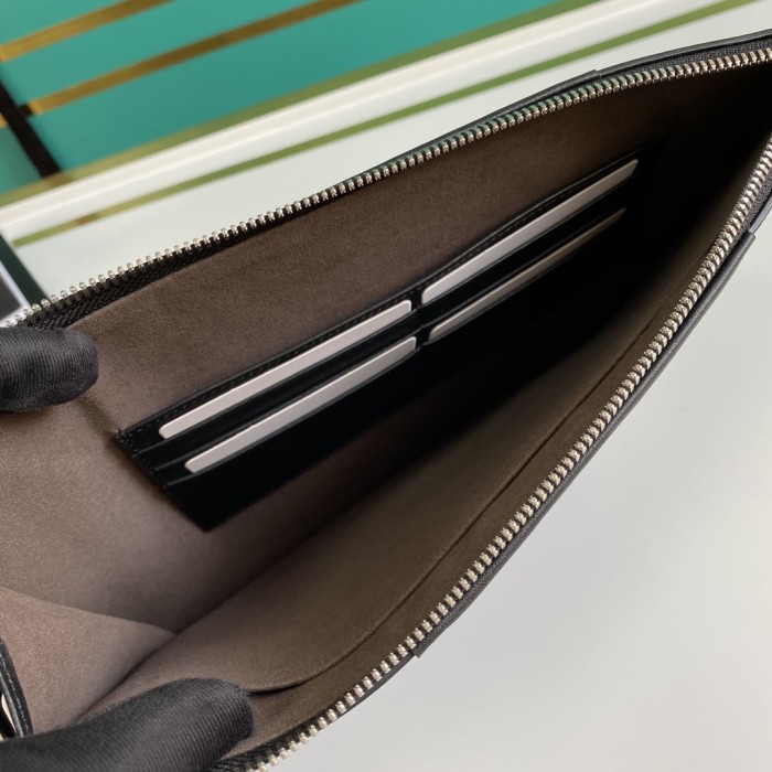  Handbag  Gucci  495017 size 30.5*21*1.5 cm