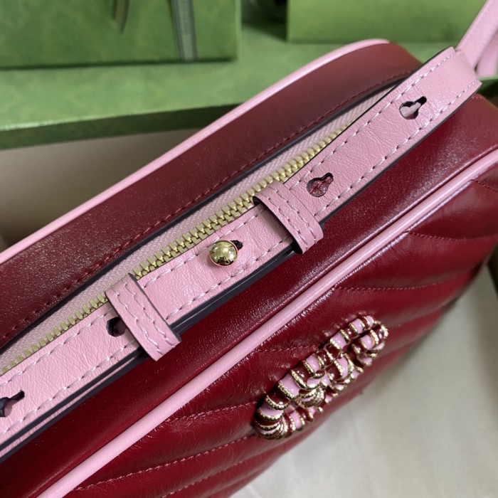  Handbag    Gucci   447632   size  24*13*7  cm