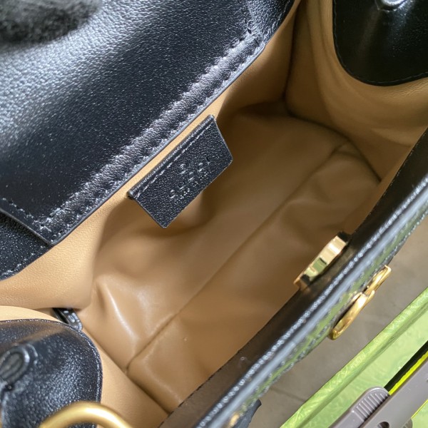  Handbag  Gucci 655661 size 20*16*10 cm