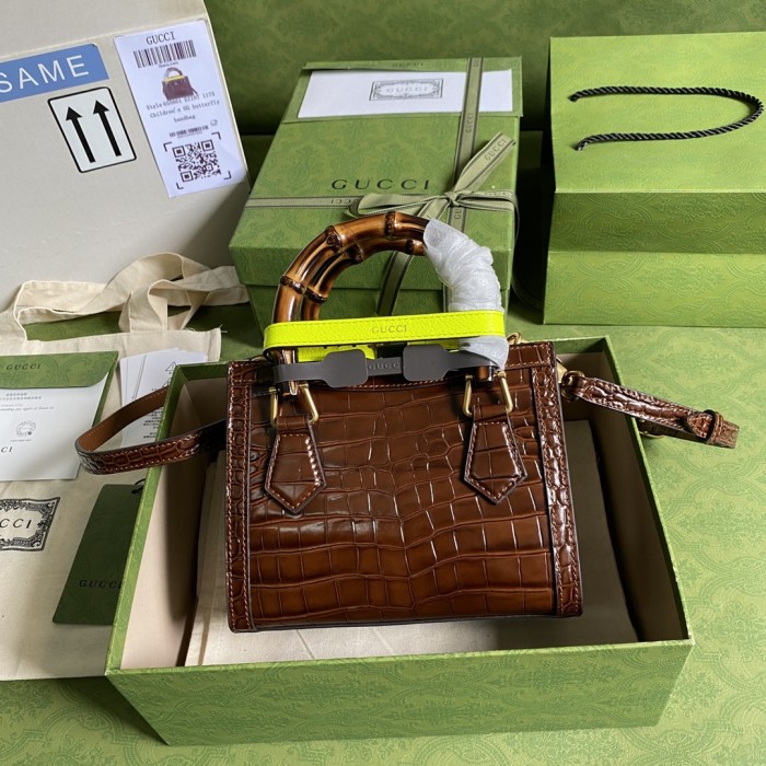  Handbag  Gucci 655661 size 20*16*10 cm