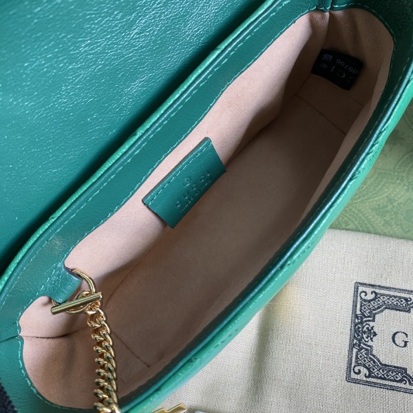  Handbag   Gucci  57496  size  16.5*10.2*5.1  cm