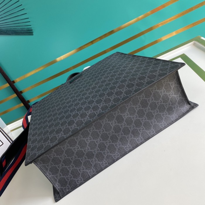 Handbag   Gucci  495559  size  35.5*38*4  cm