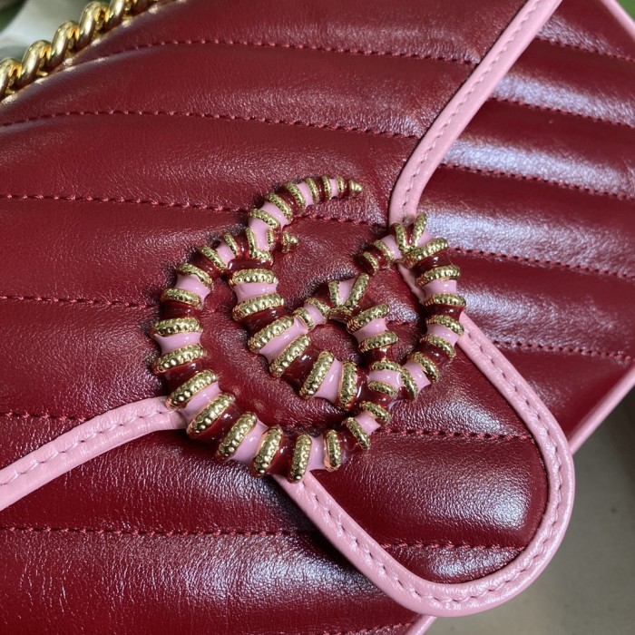  Handbag   Gucci  443497  size  26*15*7  cm