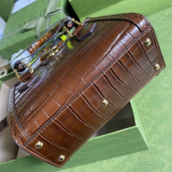  Handbag  Gucci 655661 size 20*16*10 cm