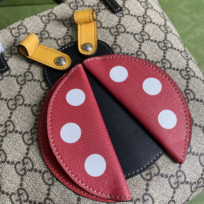   Handbag Gucci 666288 size 21*20*10 cm