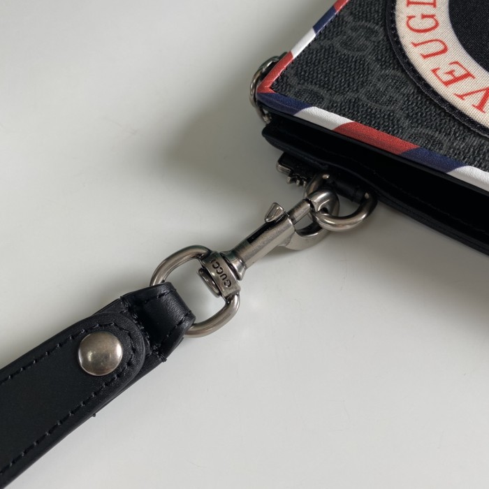  Handbag  Gucci 496346 size 30.5*21*1.5 cm