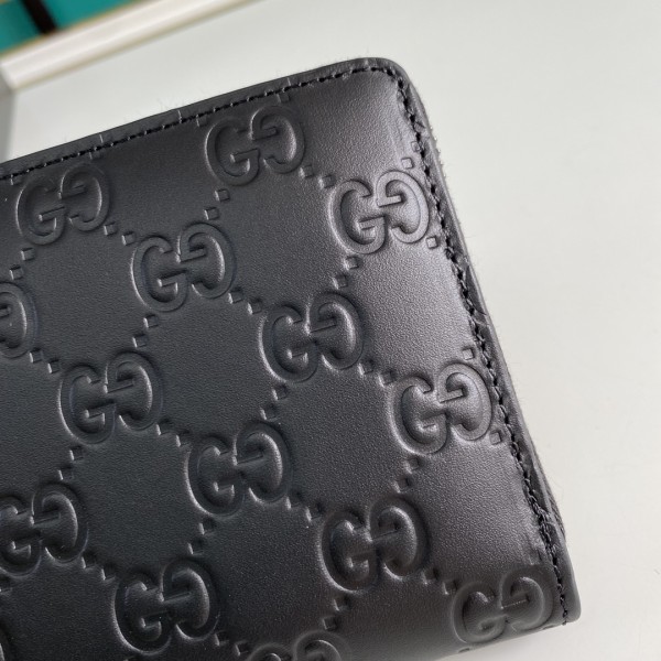  Handbag  Gucci 307987 size 19*10*2.5 cm