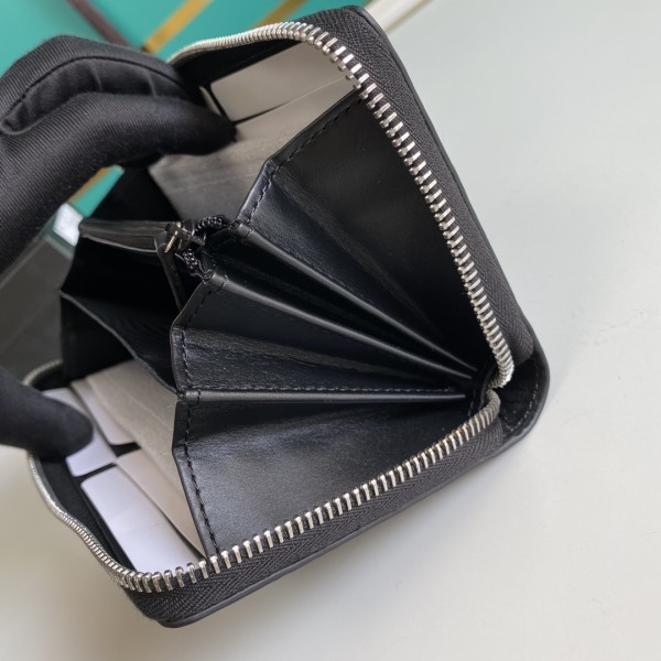  Handbag  Gucci 473928 size 19*10*2.5 cm