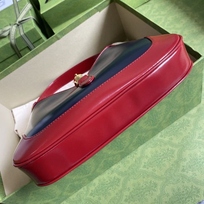  Handbag   Gucci  636706   size  28*19*4.5  cm